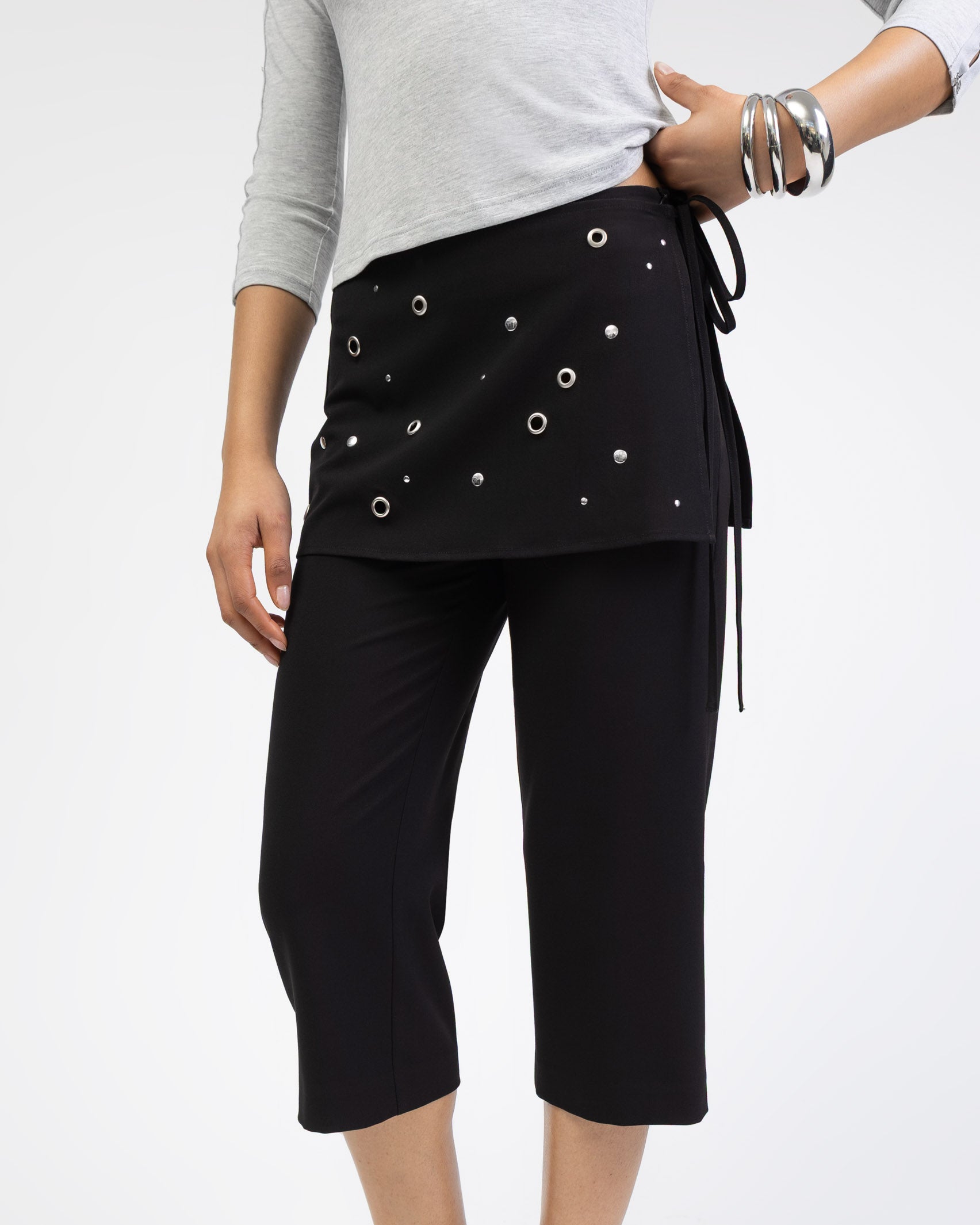 Pareo Rock mit Nieten