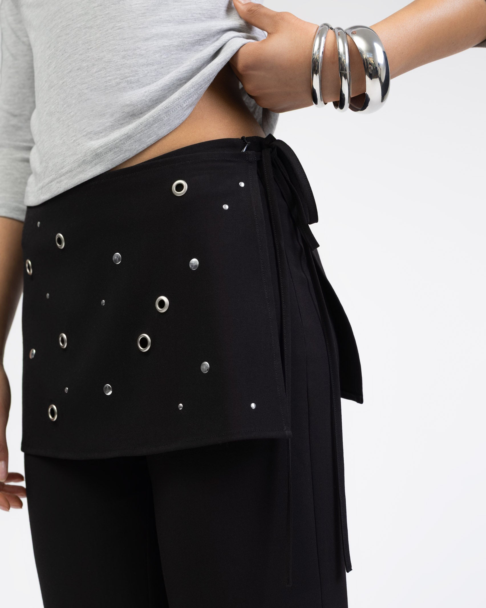 Pareo Rock mit Nieten