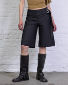 Shorts mit Schnallendetails