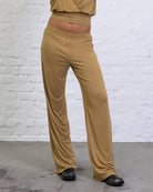 Lockere Hose mit elastischem Bund