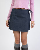 Raw Denim Rock in Wickeloptik