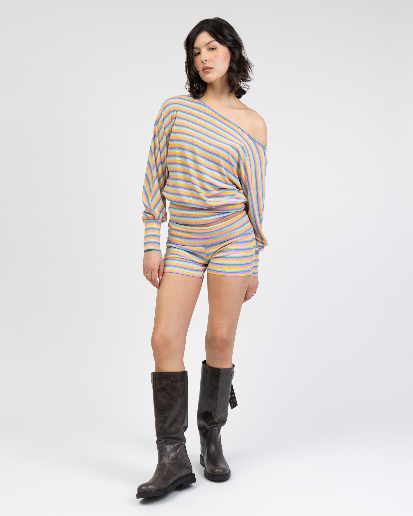 Microshorts in Regenbogenfarben