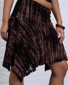 Rock mit Schlangenprint aus Samt