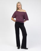 Shirt mit weitem Ausschnitt