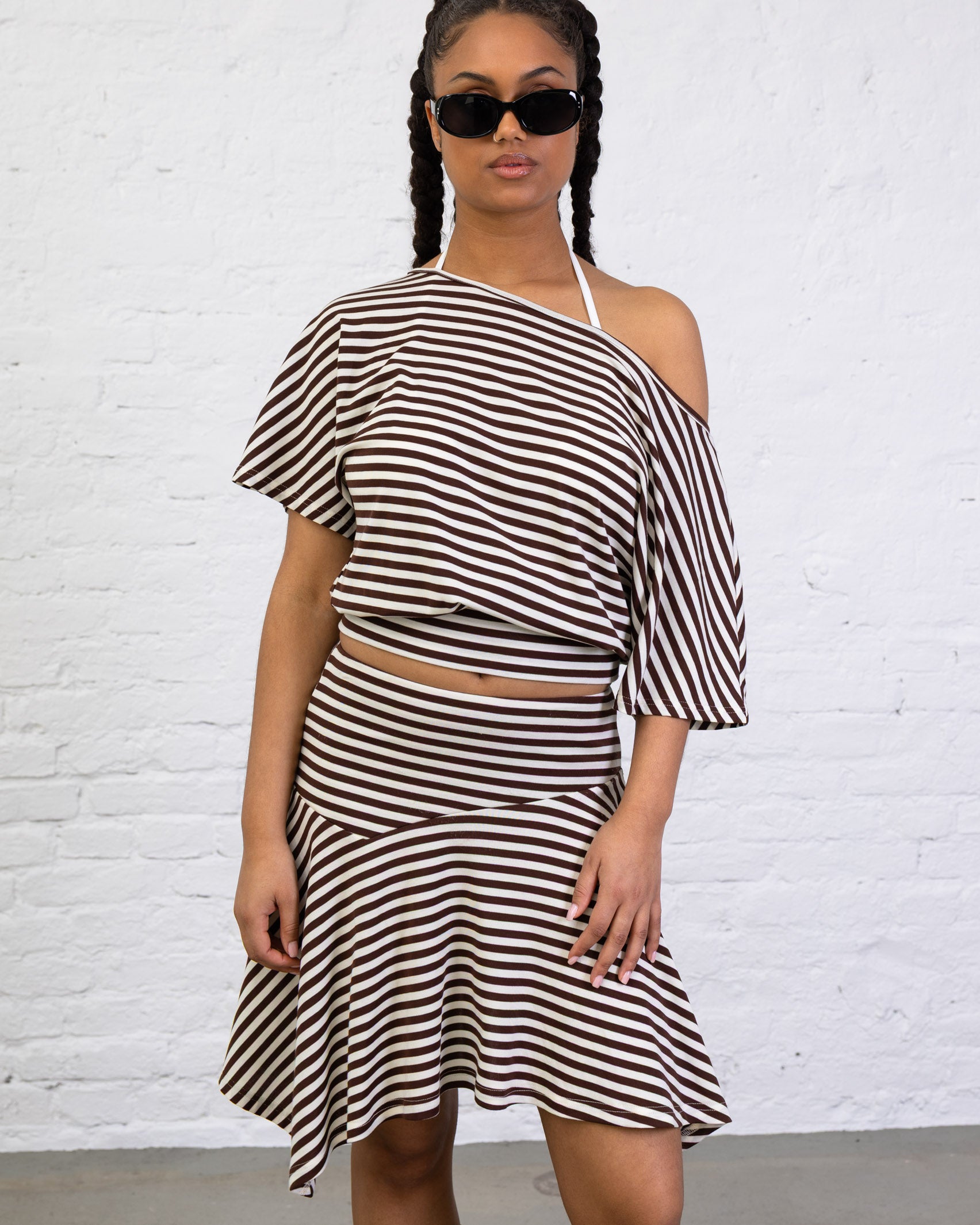 Gestreiftes Offshoulder T-Shirt