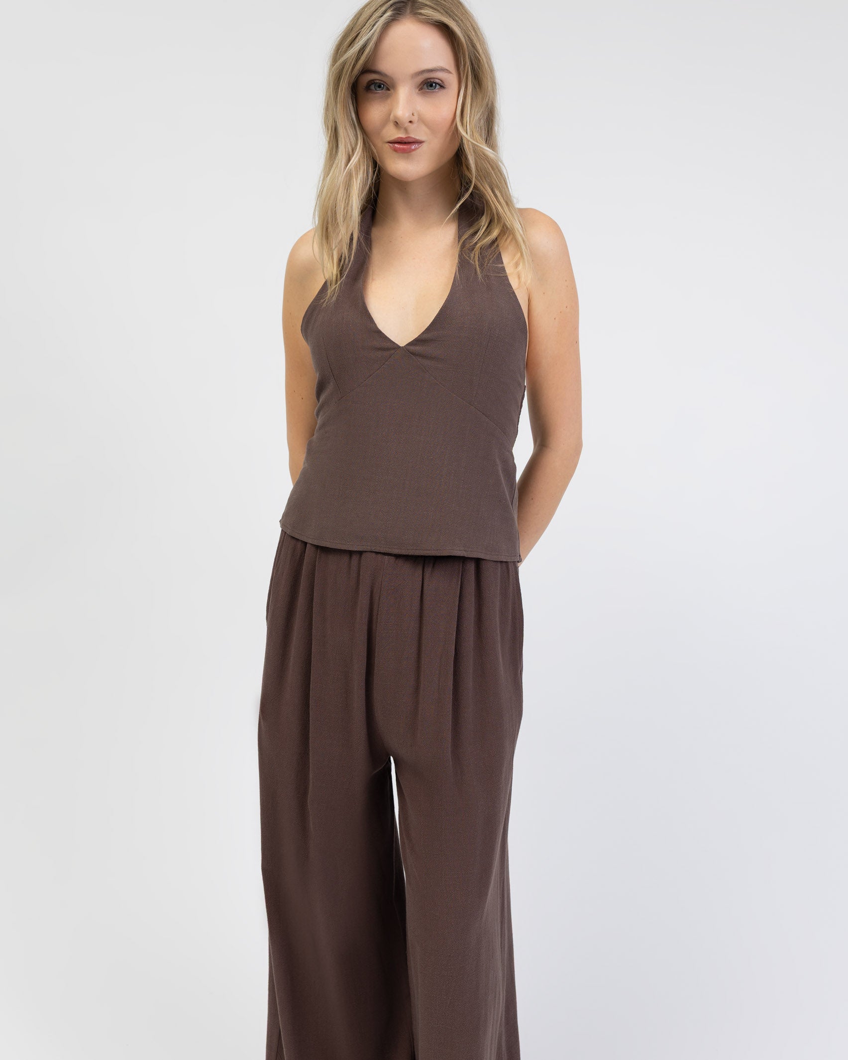 Neckholdertop aus Leinen-Mix