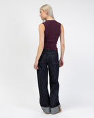 Top mit V-Ausschnitt