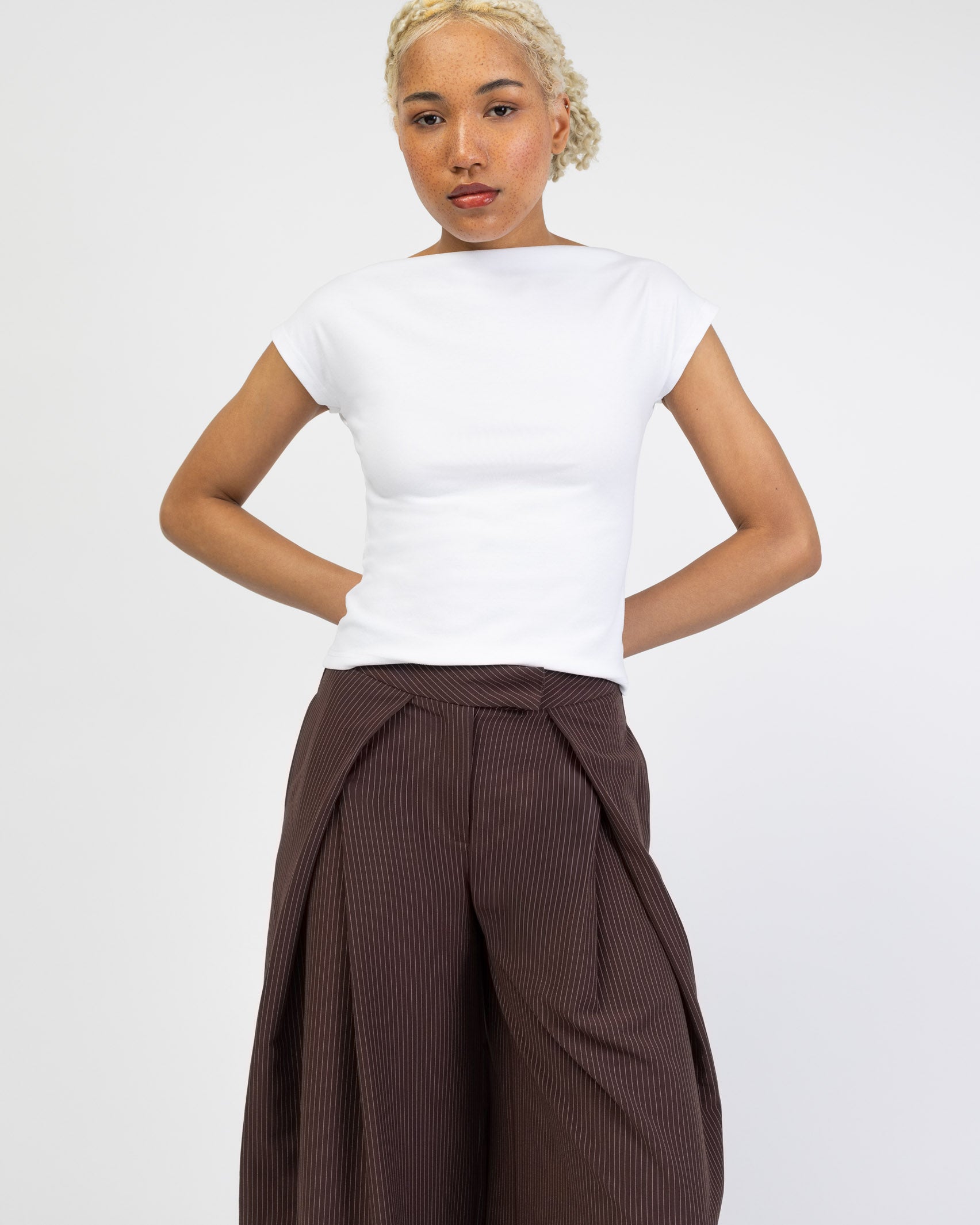 Basic Shirt mit hohem Ausschnitt