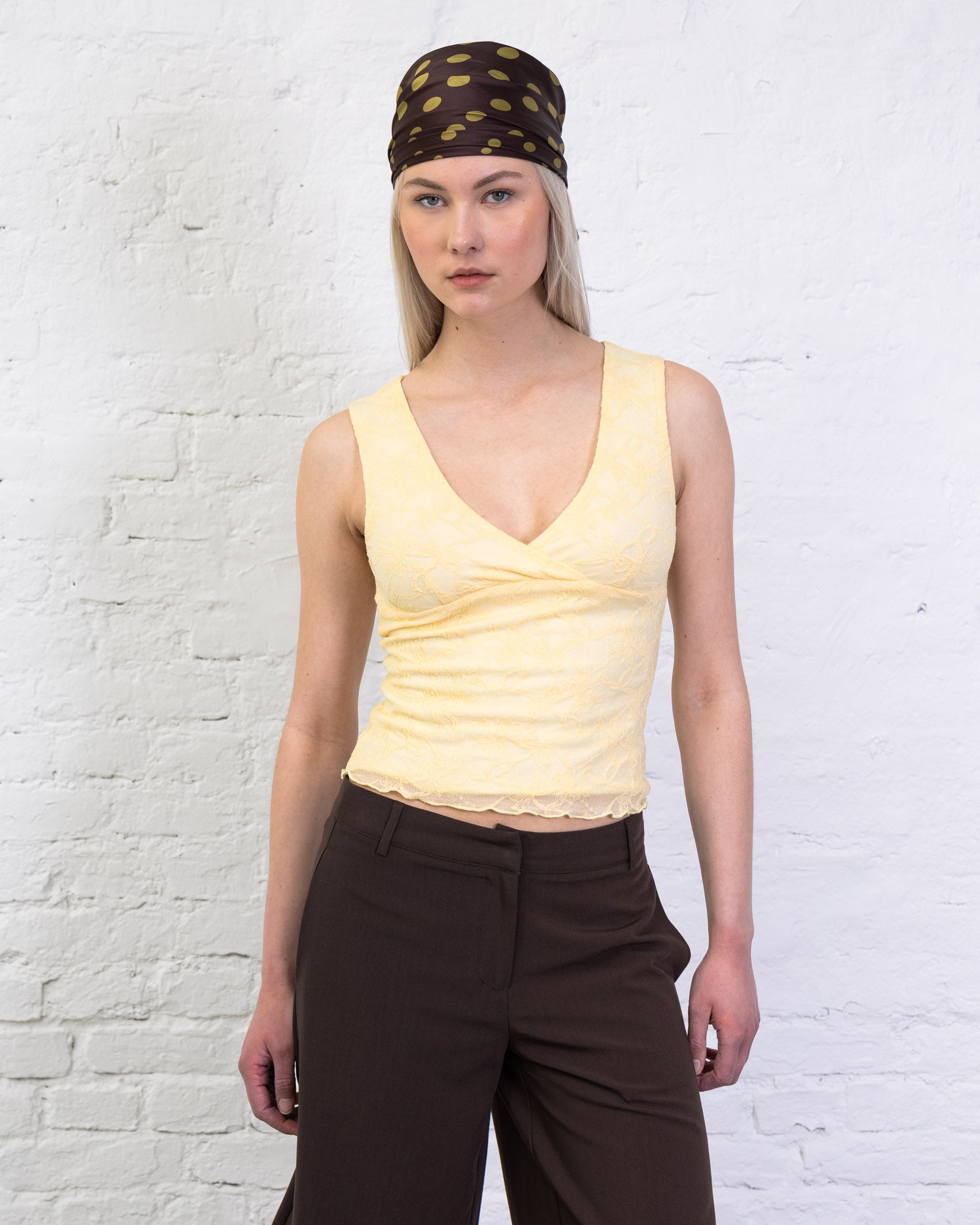 Spitzen Top mit V-Neck