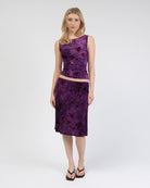 Boatneck Top mit Blumenprint aus Samt