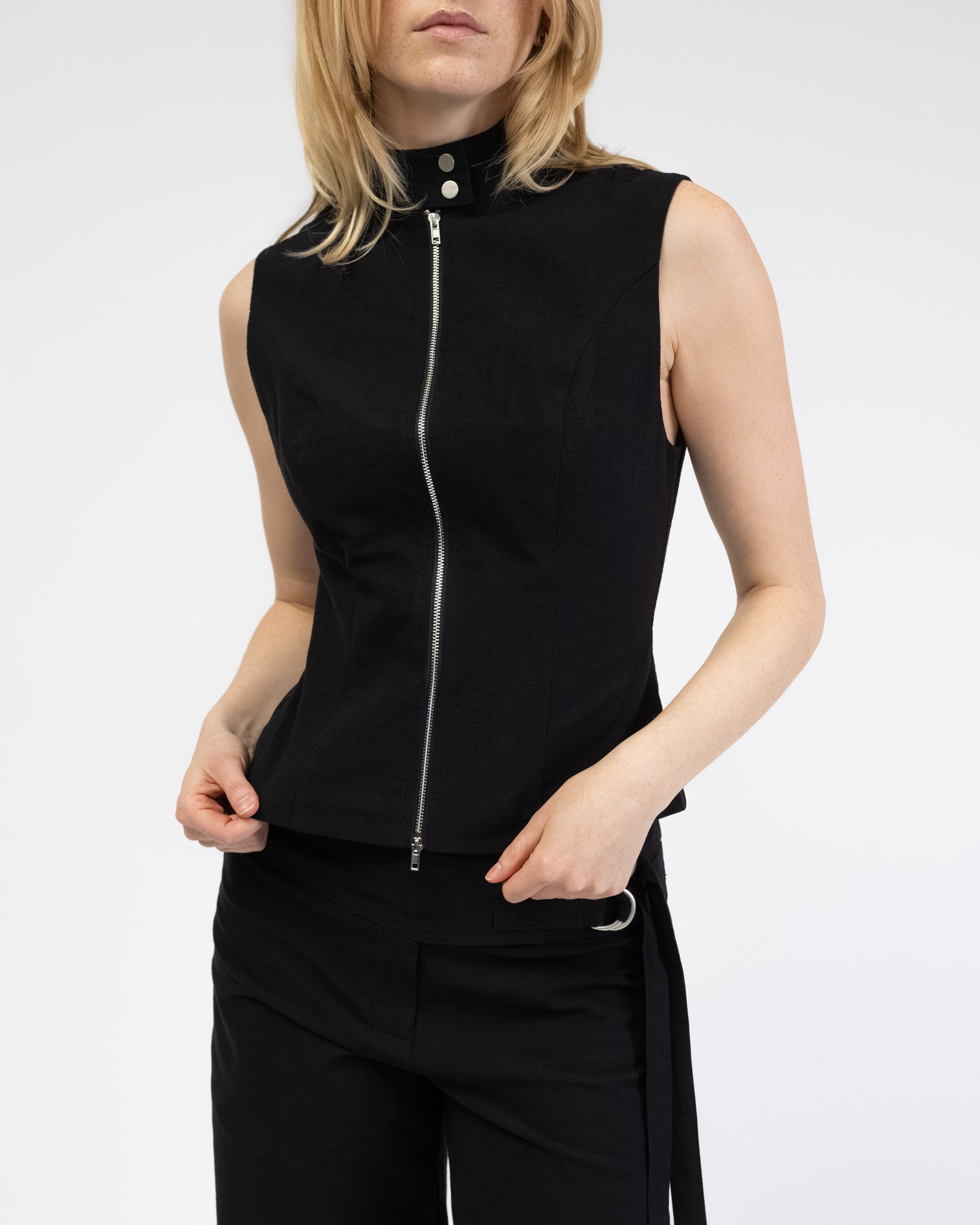 Zip-Weste mit Stehkragen