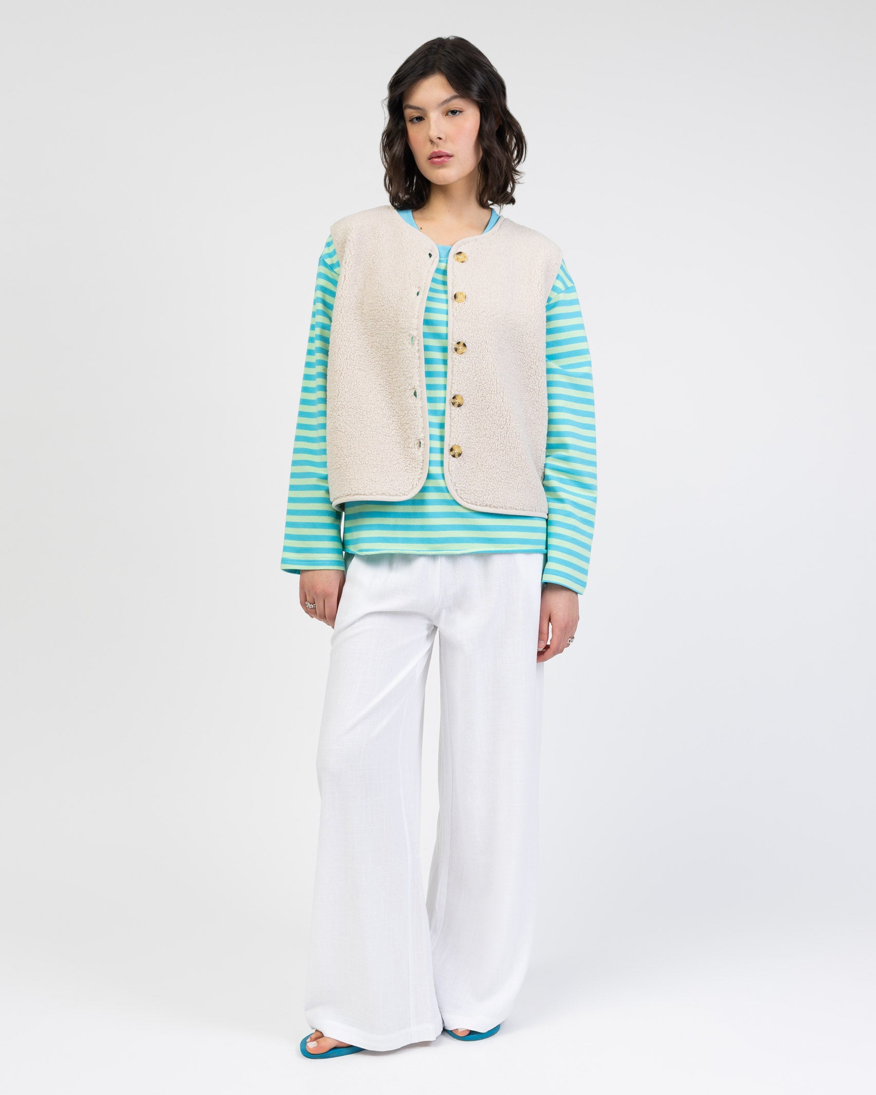 Einfarbige Teddyweste