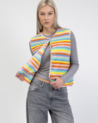 Teddyweste in Regenbogenfarben