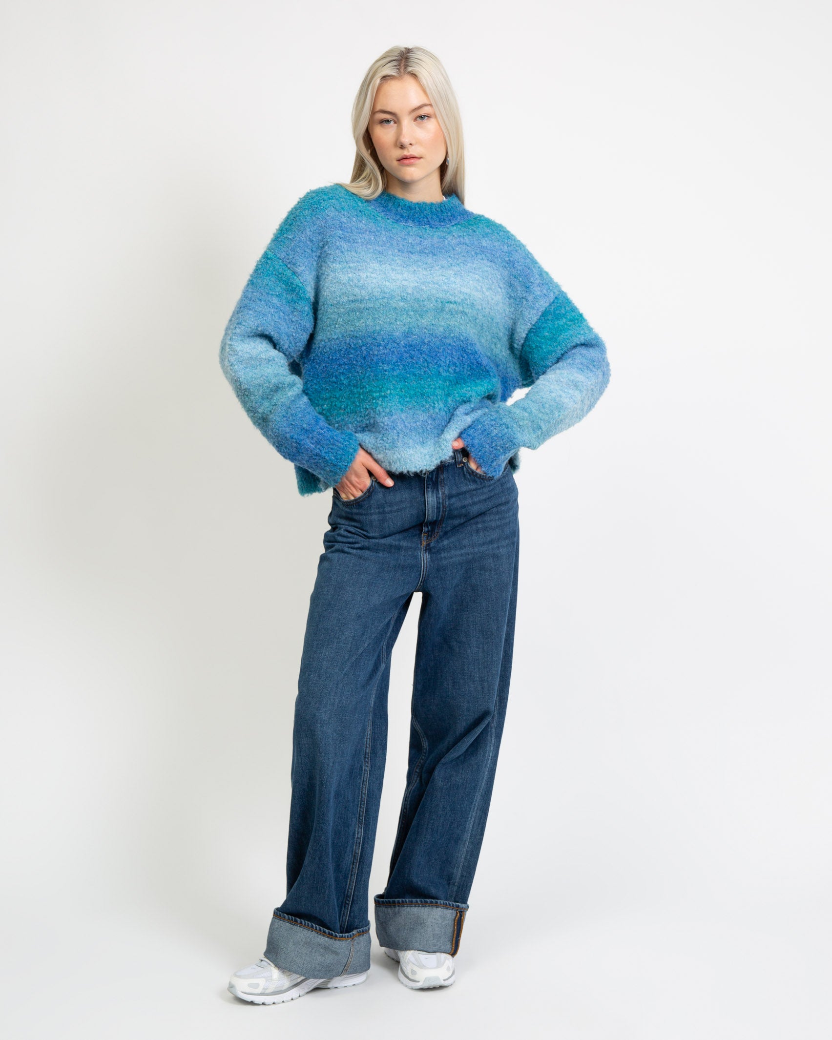 Oversize Pullover mit Farbverlauf - Broke + Schön