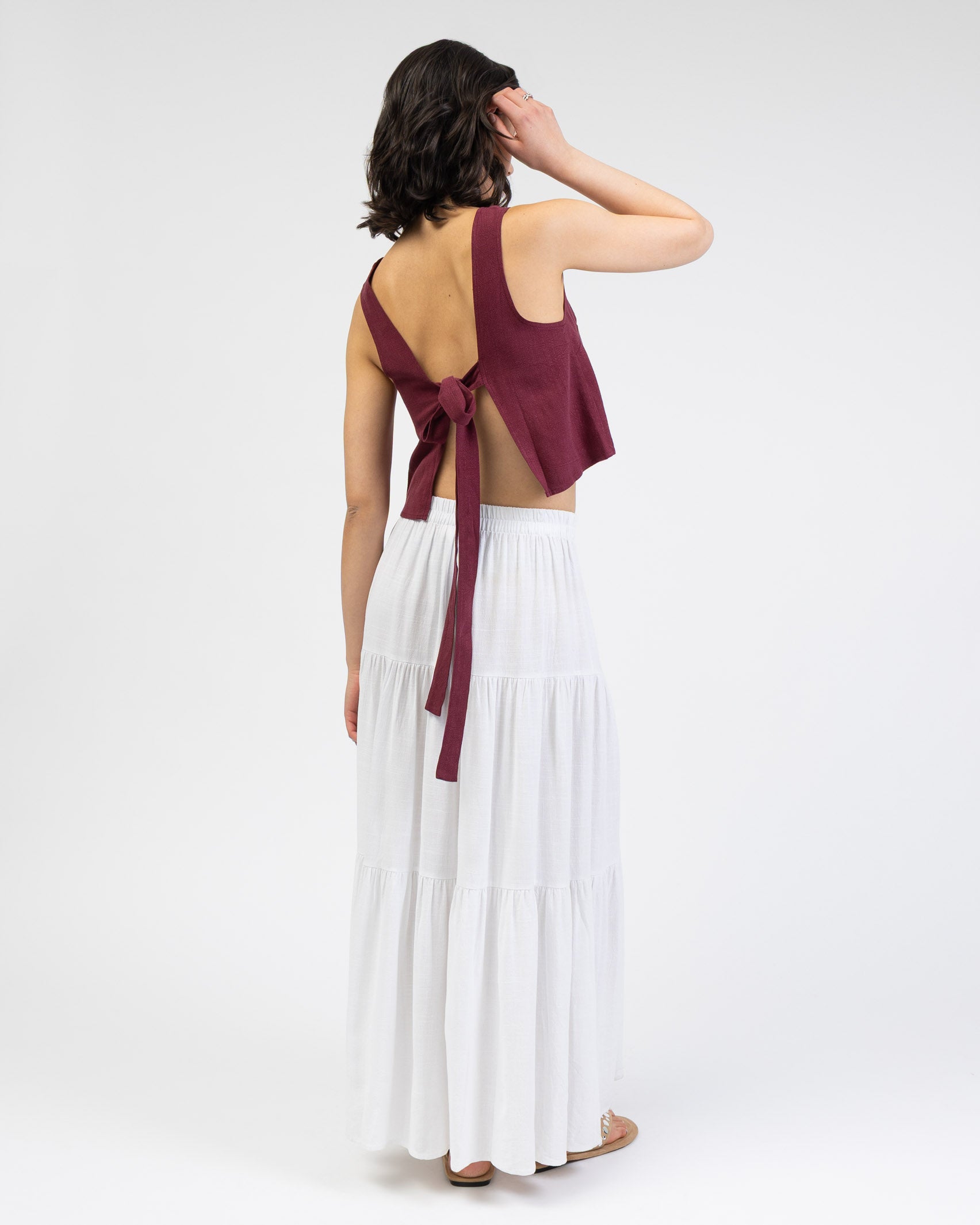 Rückenfreies Top aus Leinen-Mix