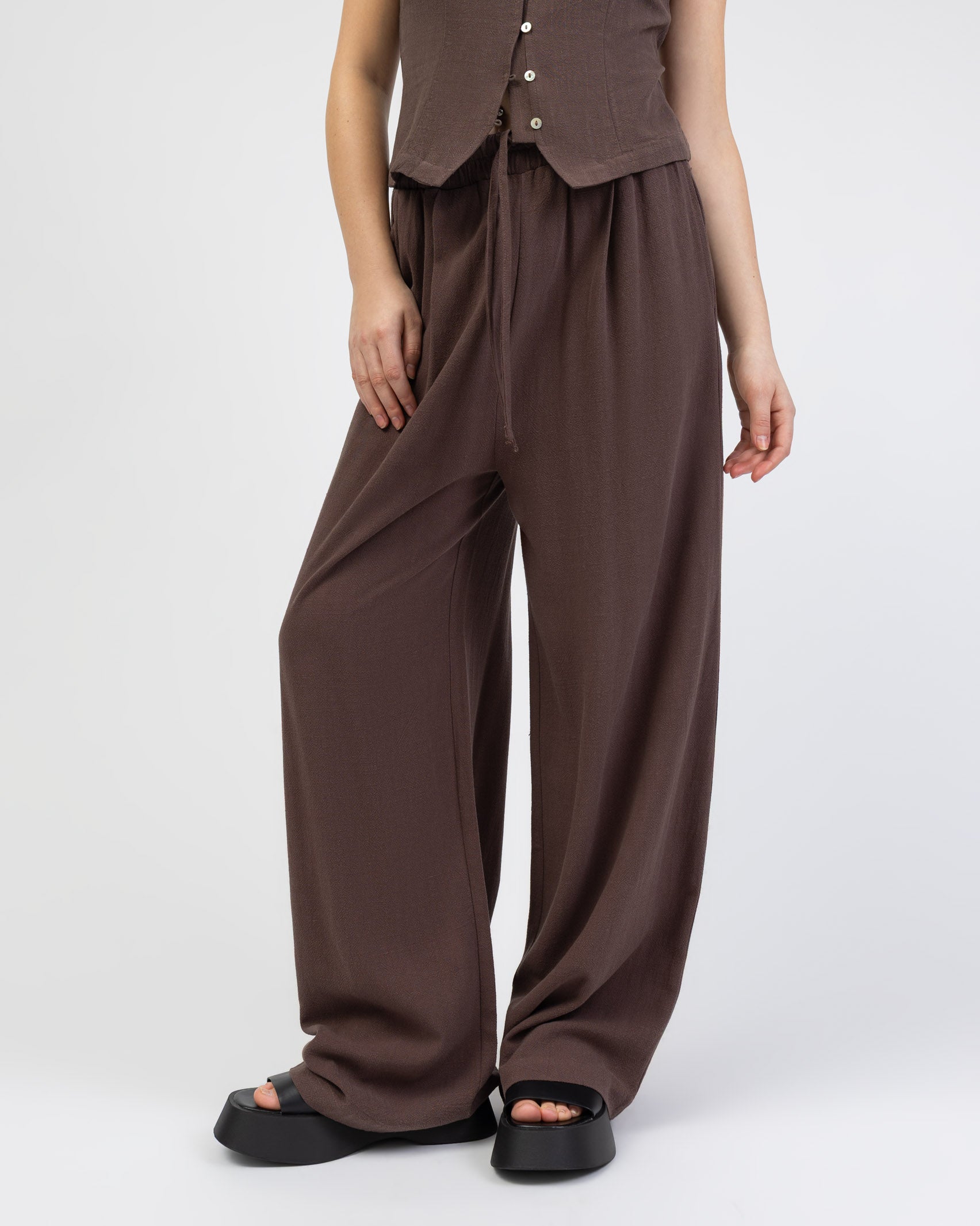 Lockere Hose aus Leinen-Mix