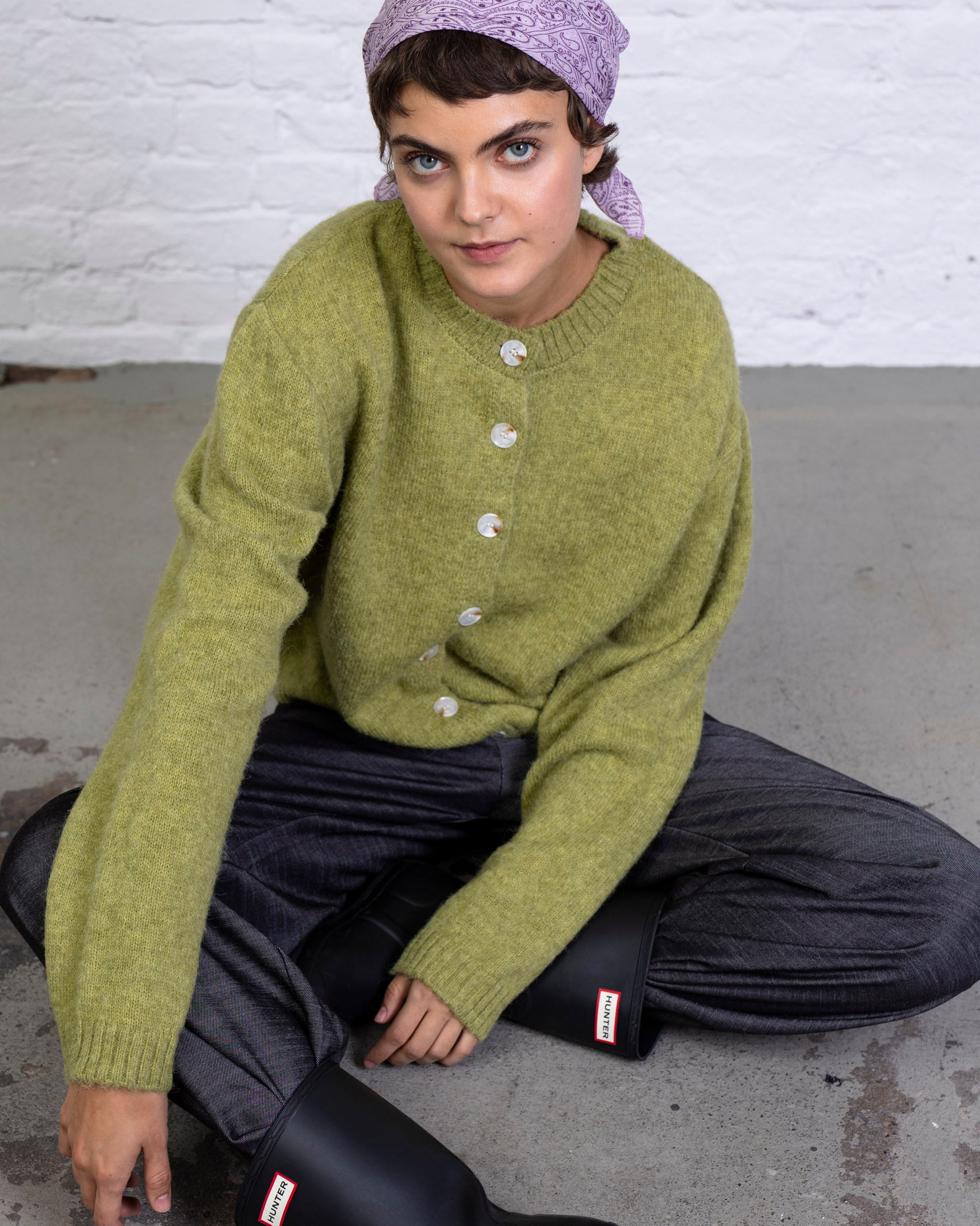 Strickjacke mit Rundhalsausschnitt