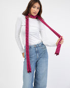 Schal mit schmalen Streifen