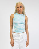 Gestreiftes Top mit U-Boot Ausschnitt