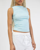 Gestreiftes Top mit U-Boot Ausschnitt