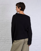 Pullover mit asymmetrischem Umschlagkragen