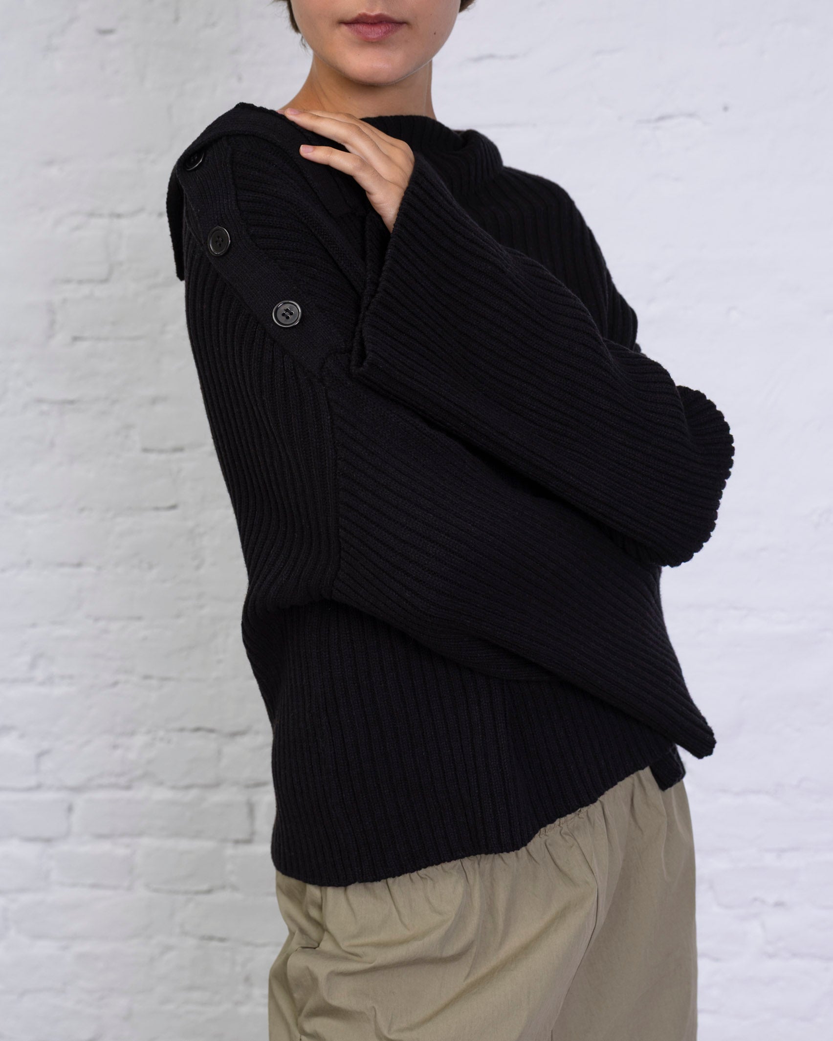Pullover mit asymmetrischem Umschlagkragen