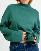 Weicher Pullover mit Stehkragen