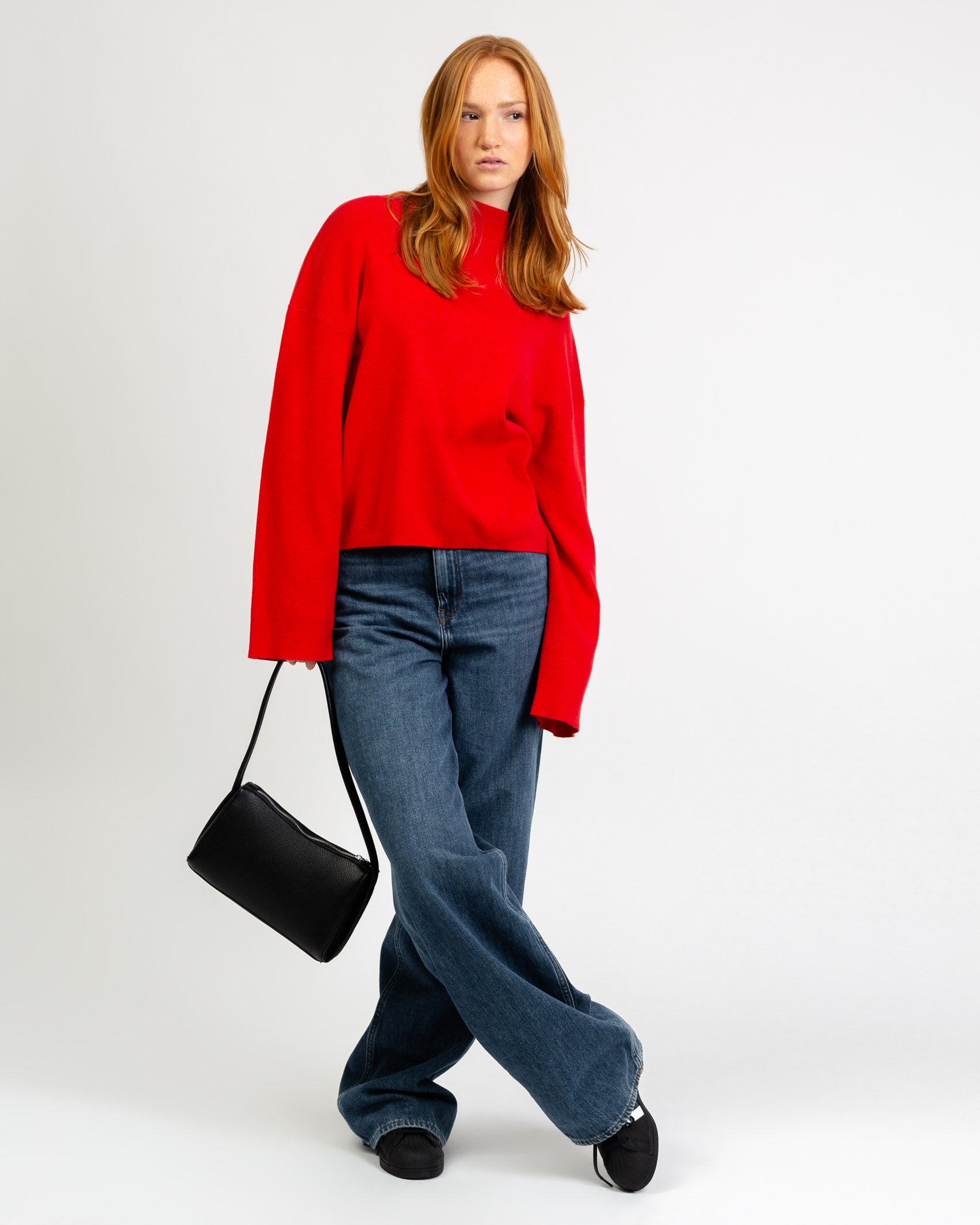 Soft sweater with stand up collar S RED