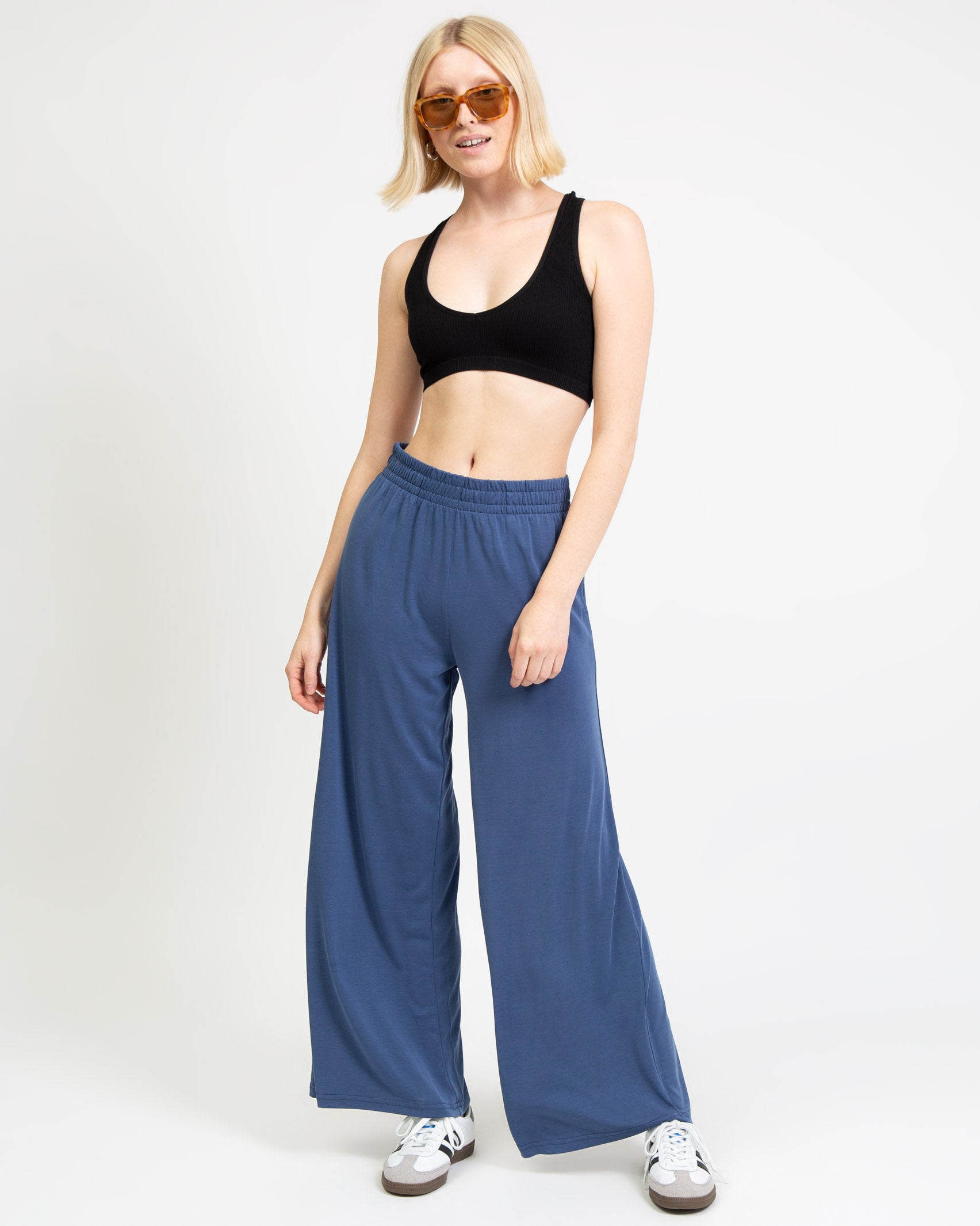 Sportliches geripptes Crop Top-Broke+Schön