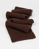 Langer weicher Schal liegend