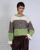 Verspielte Strickjacke