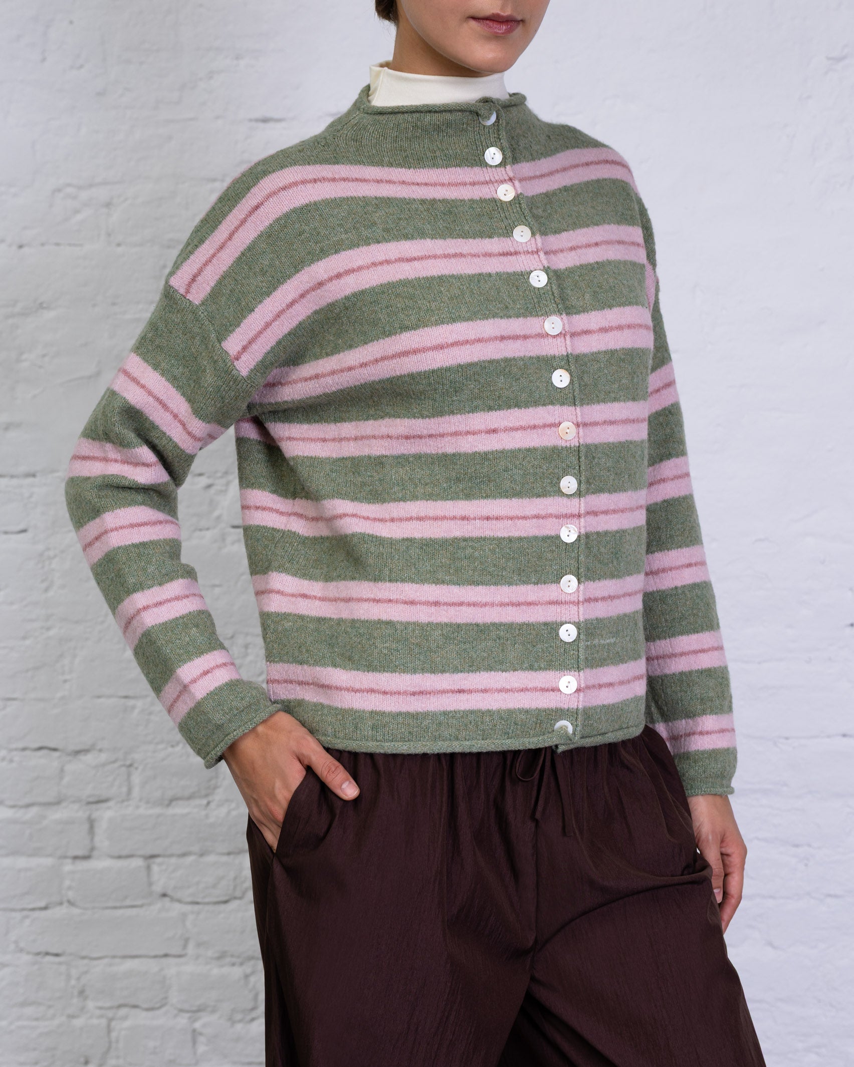 Strickjacke mit Streifenmix