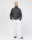 Mantel mit hohem Kragen