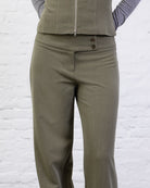 Stoffhose mit weitem Bund