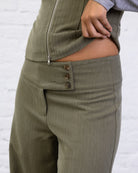 Stoffhose mit weitem Bund