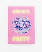Postkarte Life is a Party - Broke + Schön