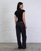 Asymmetrisches Shirt mit Knöpfen