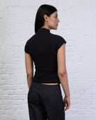 Asymmetrisches Shirt mit Knöpfen