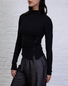 Asymmetrisches Langarmshirt mit Knöpfen