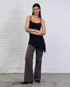 Asymmetrisches Top mit Spitze