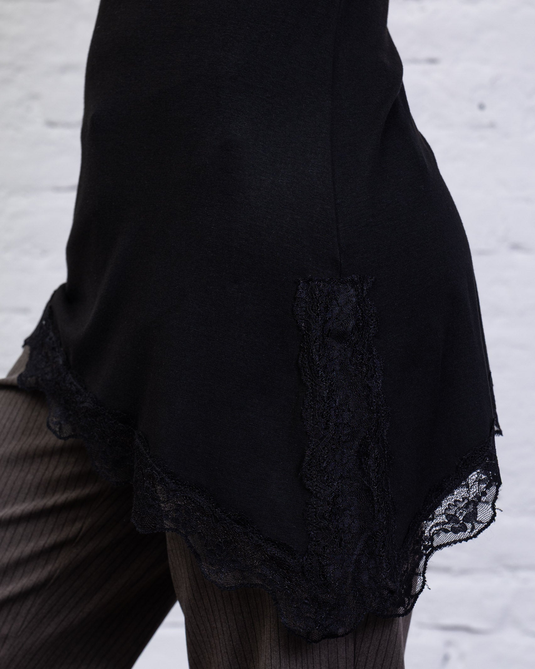 Asymmetrisches Top mit Spitze