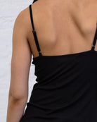 Asymmetrisches Top mit Spitze