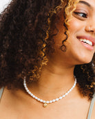 Perlenkette mit lachendem Gesicht - Broke + Schön