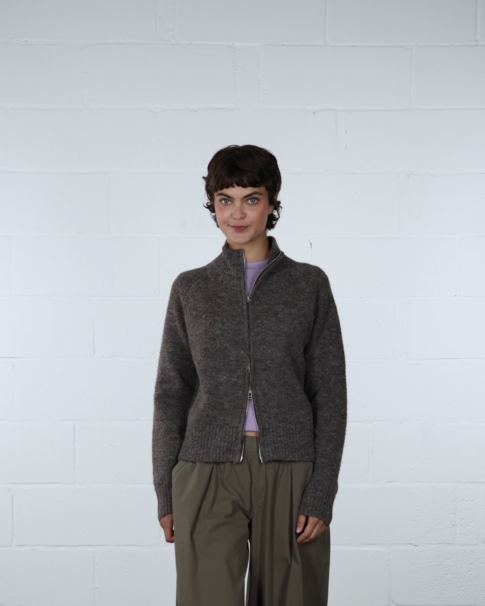 Strukturierte Strickjacke mit Stehkragen