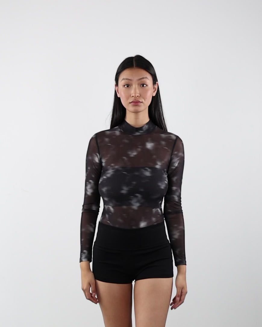 Langarm Mesh Body mit abstrakten Muster in Bewegung