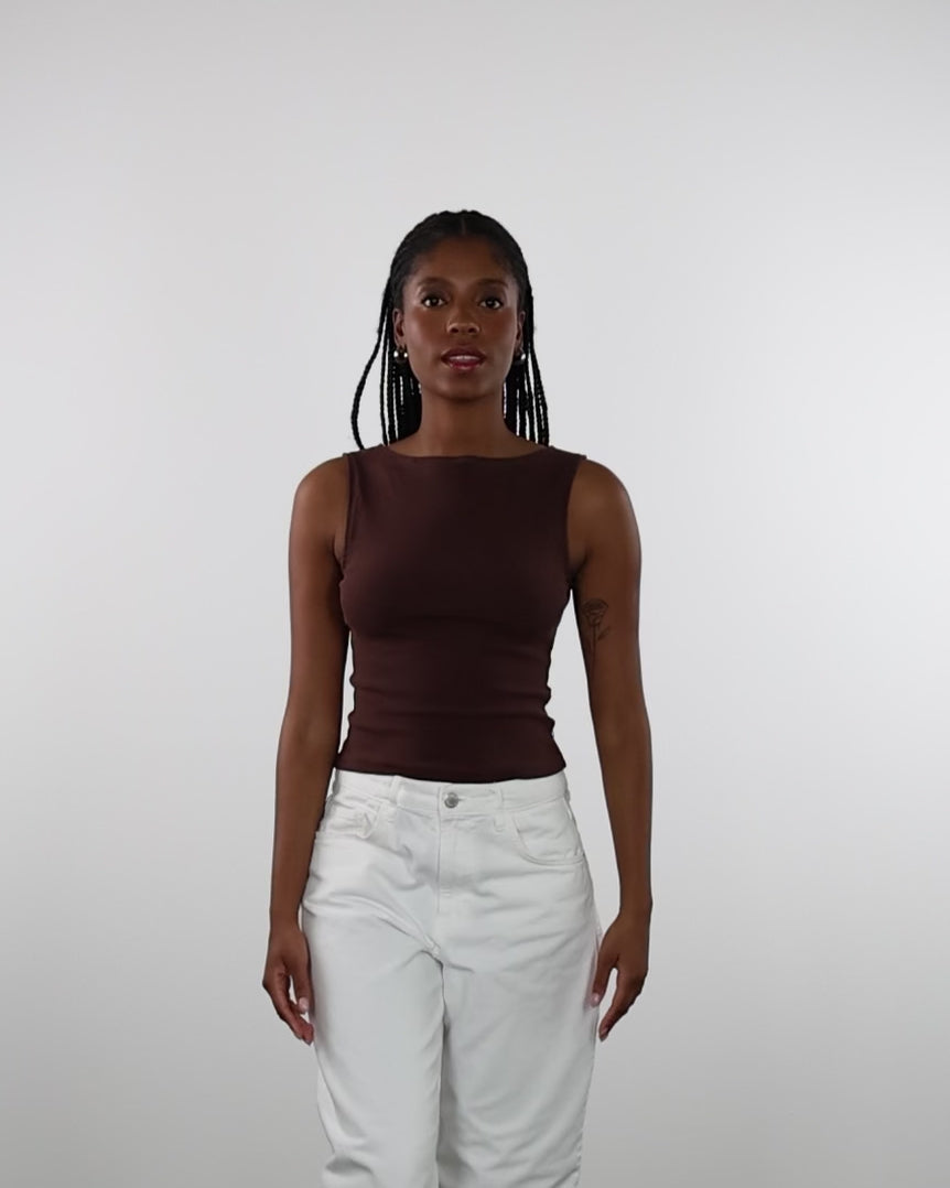 Basic Top mit U-Boot Ausschnitt