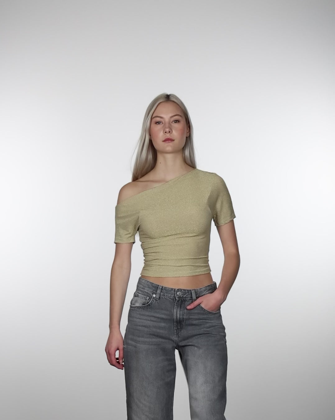 Offshoulder Shirt mit Glitzer