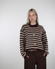 Gestreifte Strickjacke mit Schal Im Laufen