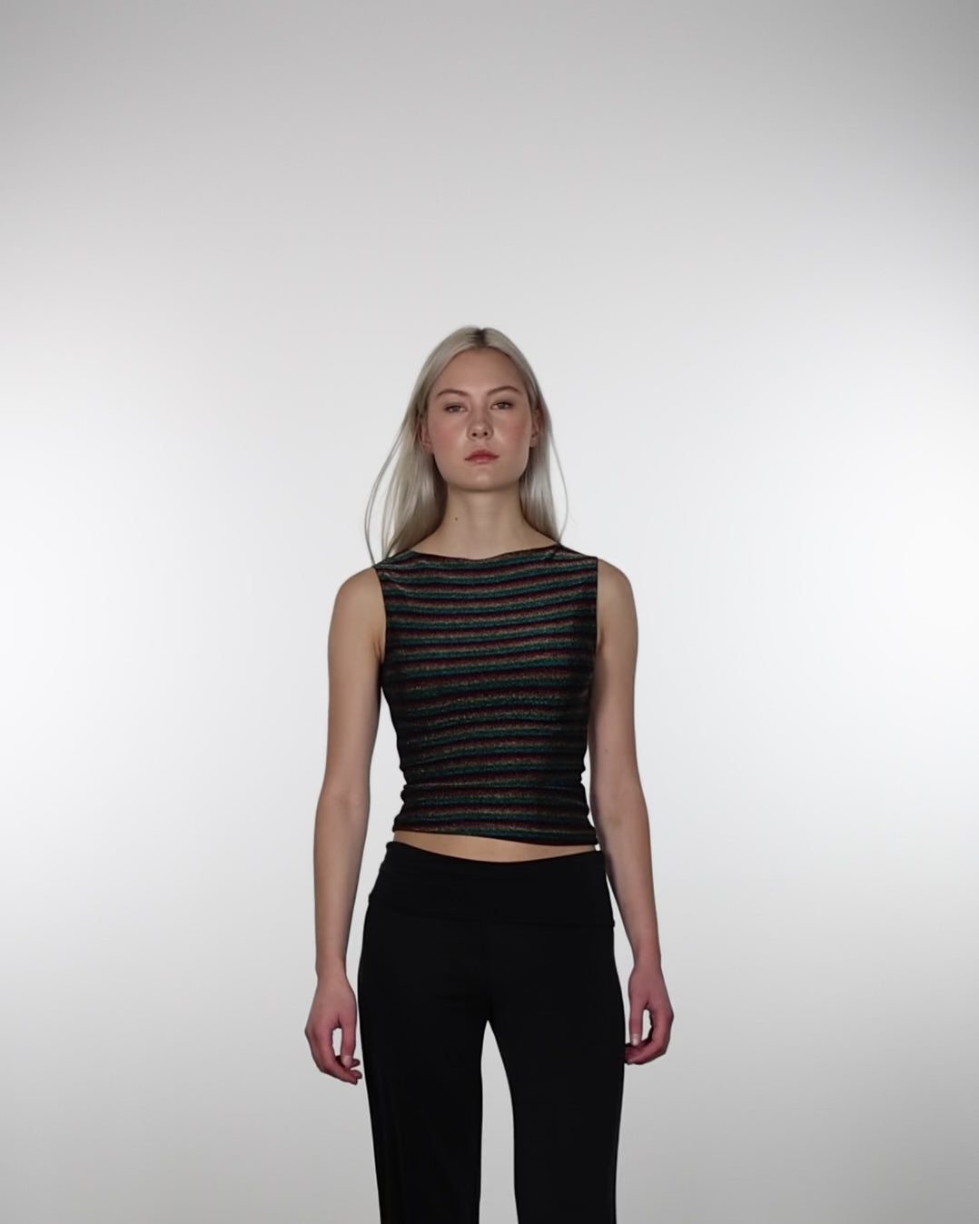 Top mit bunt glitzernden Streifen