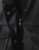 Kurze Jacke in Leder Optik - Broke + Schön#farbe_black